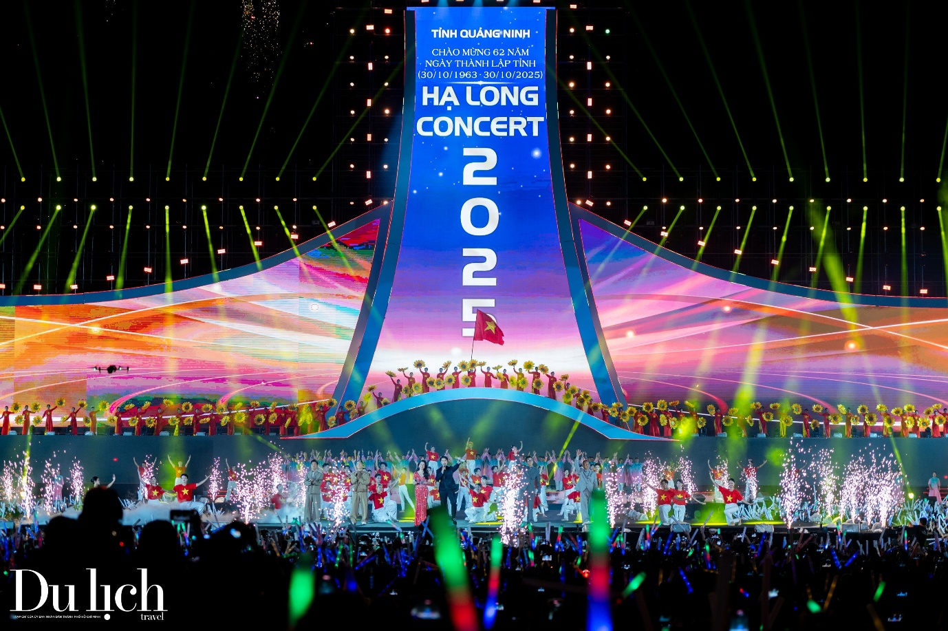 Xu hướng mới: Người Việt sẵn sàng đi du lịch chỉ để được 'sống' trong không khí concert - 1