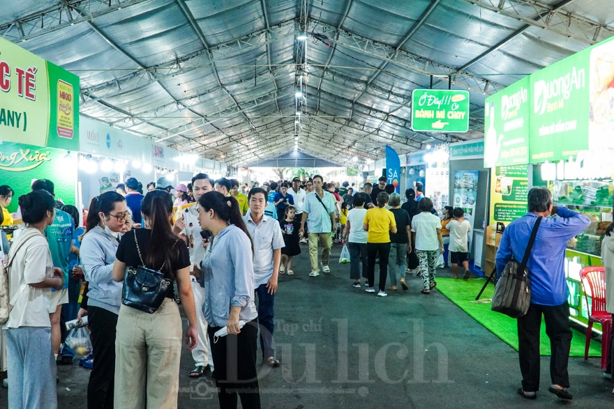 Chính thức khai mạc Green Food Fest 2025 - nơi văn hóa, du lịch và ẩm thực cùng hội tụ - 7