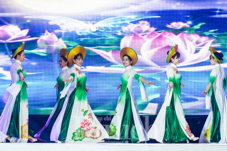 Chính thức khai mạc Green Food Fest 2025 - nơi văn hóa, du lịch và ẩm thực cùng hội tụ - 2