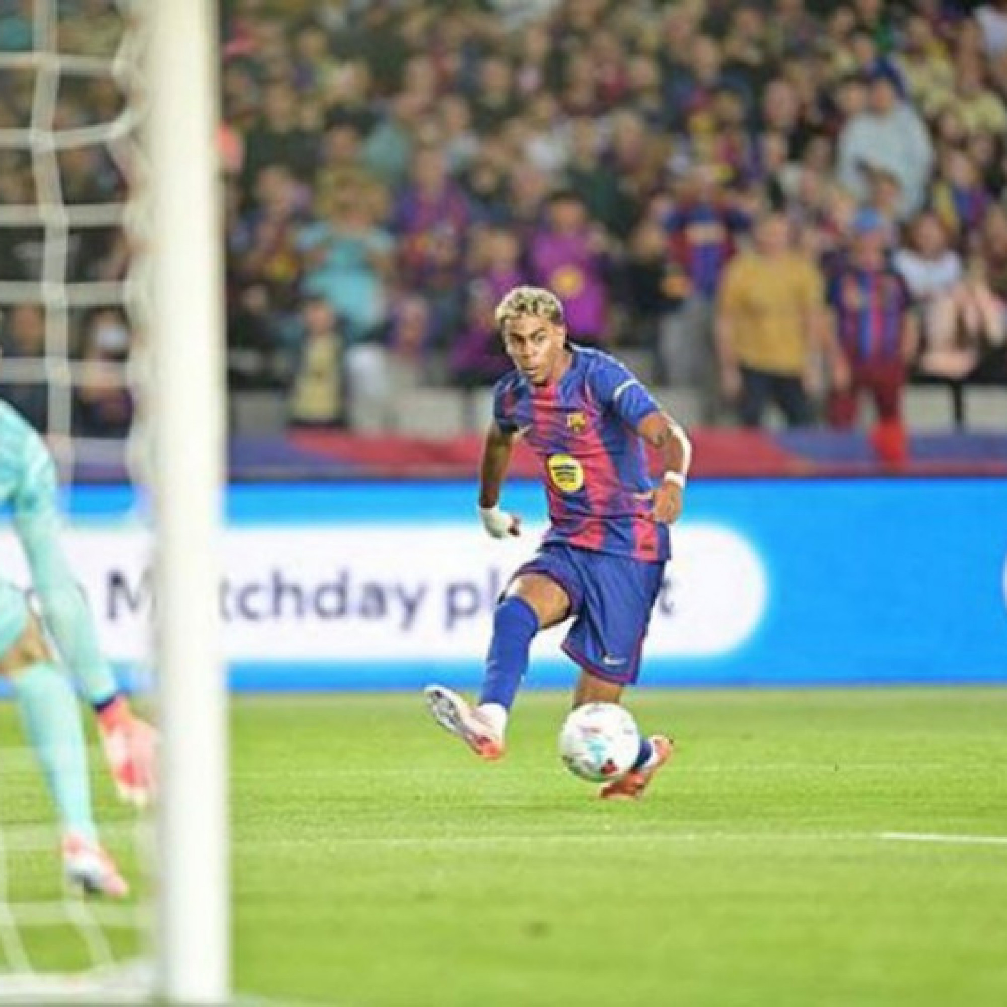  - Trực tiếp bóng đá Barcelona - Elche: Thế trận an bài (La Liga)