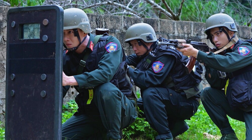 Lê Dương Bảo Lâm, Song Luân rơi nước mắt trong lúc thực hiện nhiệm vụ cuối cùng của “Chiến Sĩ Quả Cảm” mùa 1 - 2