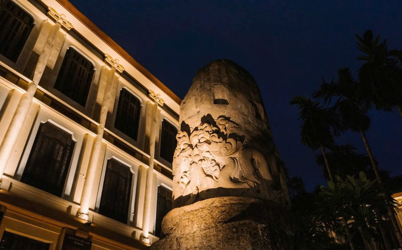 Tour 'Đêm bảo tàng' đầu tiên ở Việt Nam: Hiện vật được 'đánh thức' - 2