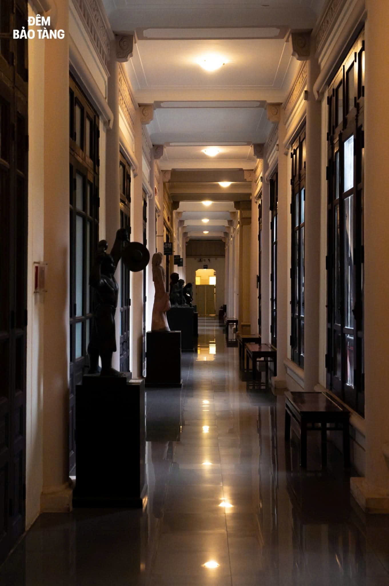 Tour 'Đêm bảo tàng' đầu tiên ở Việt Nam: Hiện vật được 'đánh thức' - 7