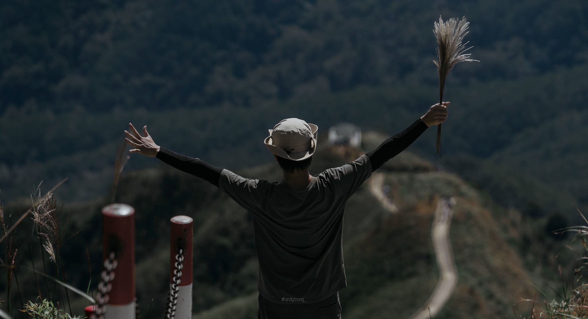 Đến Bình Liêu, lắng nghe những ngọn đồi 'tuyết trắng' vẫy gọi - 9