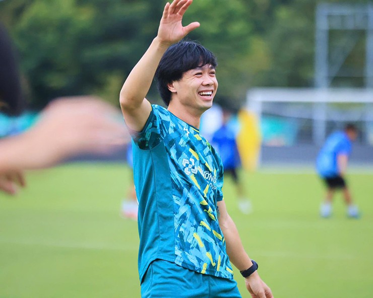 Thực hư tin đồn Công Phượng mâu thuẫn với HLV đội Trường Tươi Đồng Nai - 2