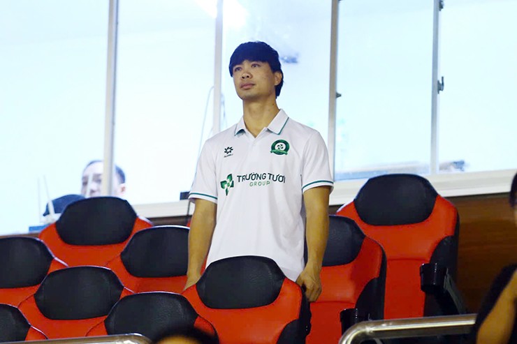 Thực hư tin đồn Công Phượng mâu thuẫn với HLV đội Trường Tươi Đồng Nai - 1