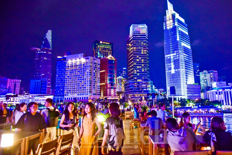 Hành trình du ngoạn giữa dòng sông ánh sáng cùng trải nghiệm đẳng cấp khó quên - 11