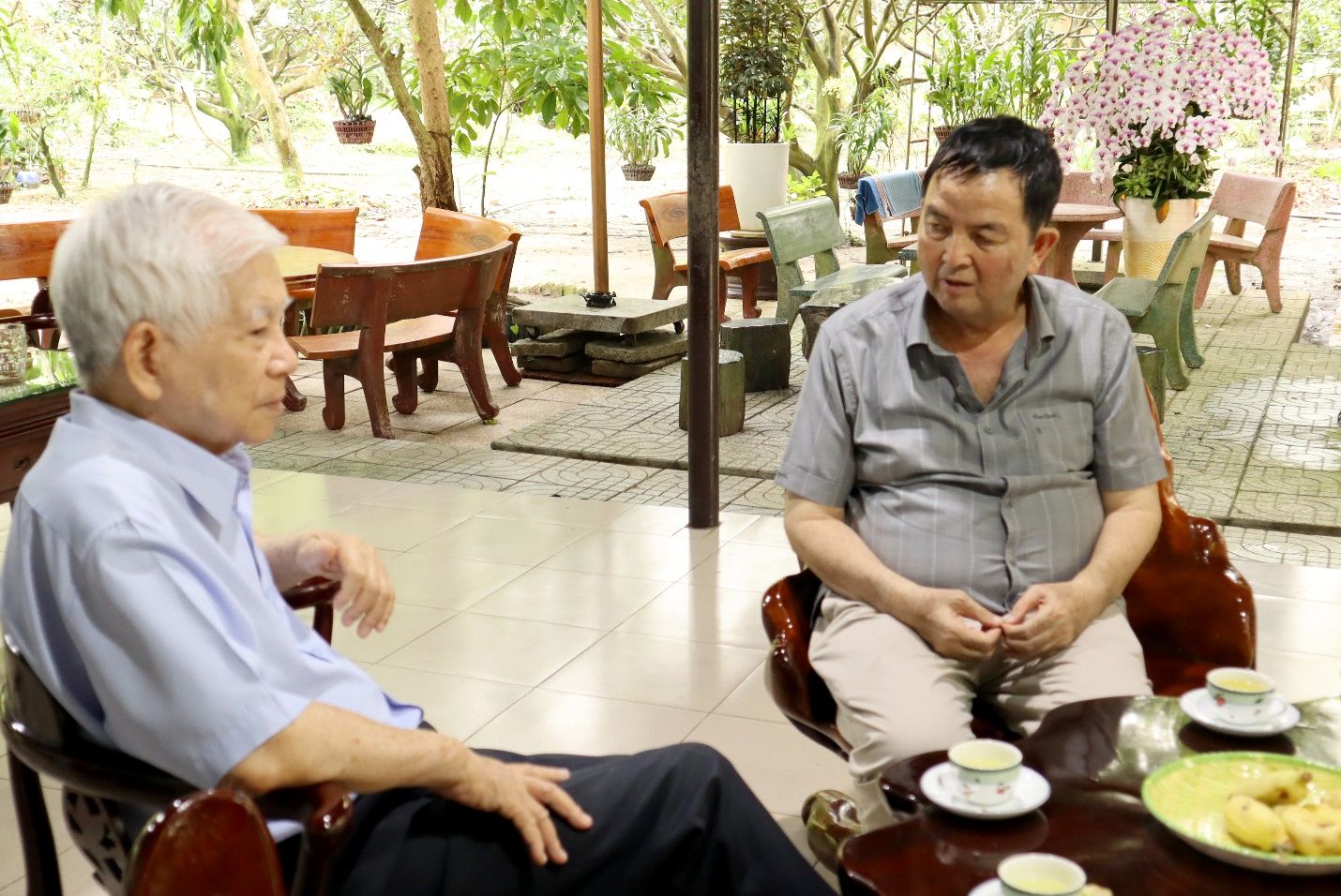 Thăm người lãnh đạo giản dị giữa làng quê - 2