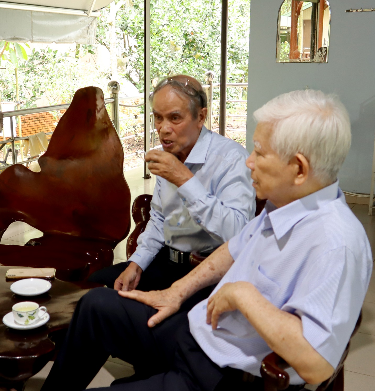 Thăm người lãnh đạo giản dị giữa làng quê - 3