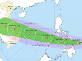  - Bão Kalmaegi giật cấp 16 sắp vào Biển Đông, cảnh báo khẩn cho du khách