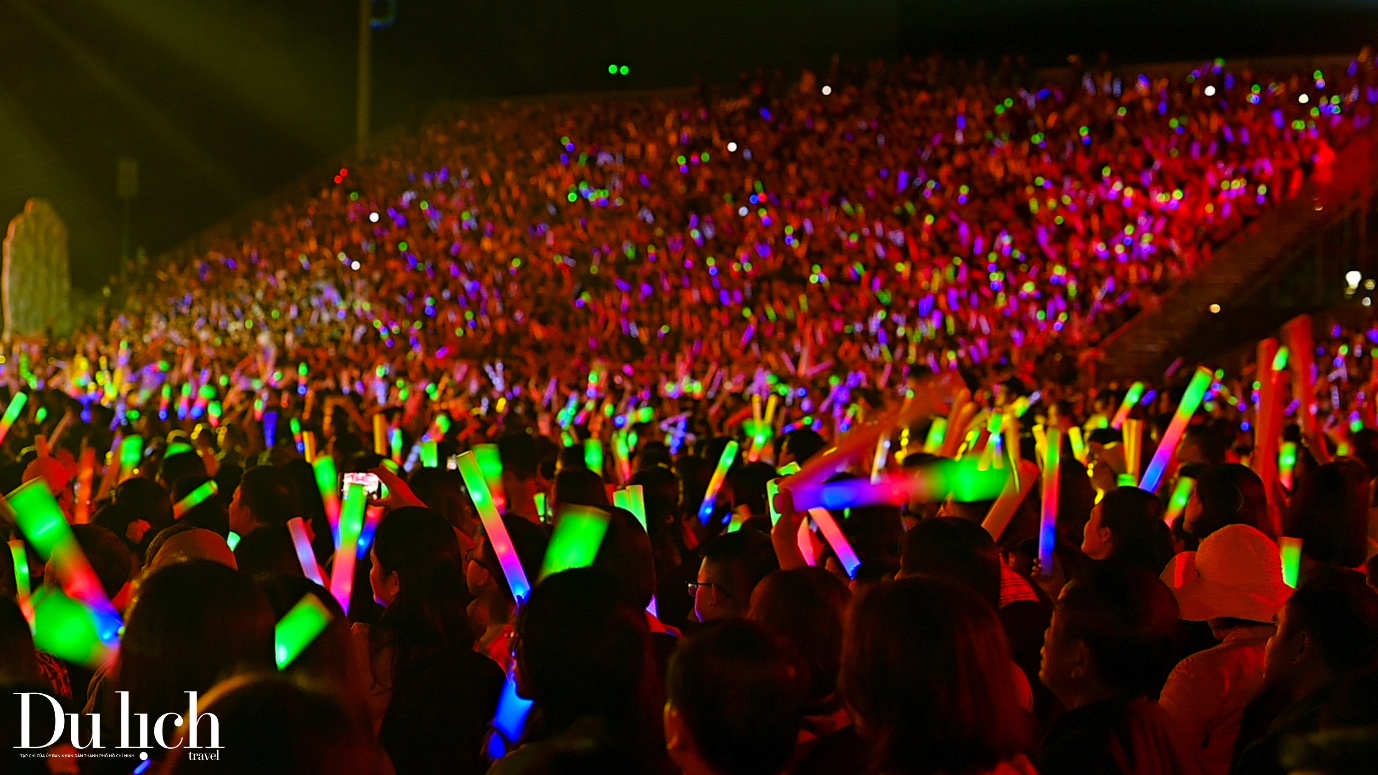 Quảng Ninh tổ chức concert phát vé miễn phí cho 30.000 người - 2