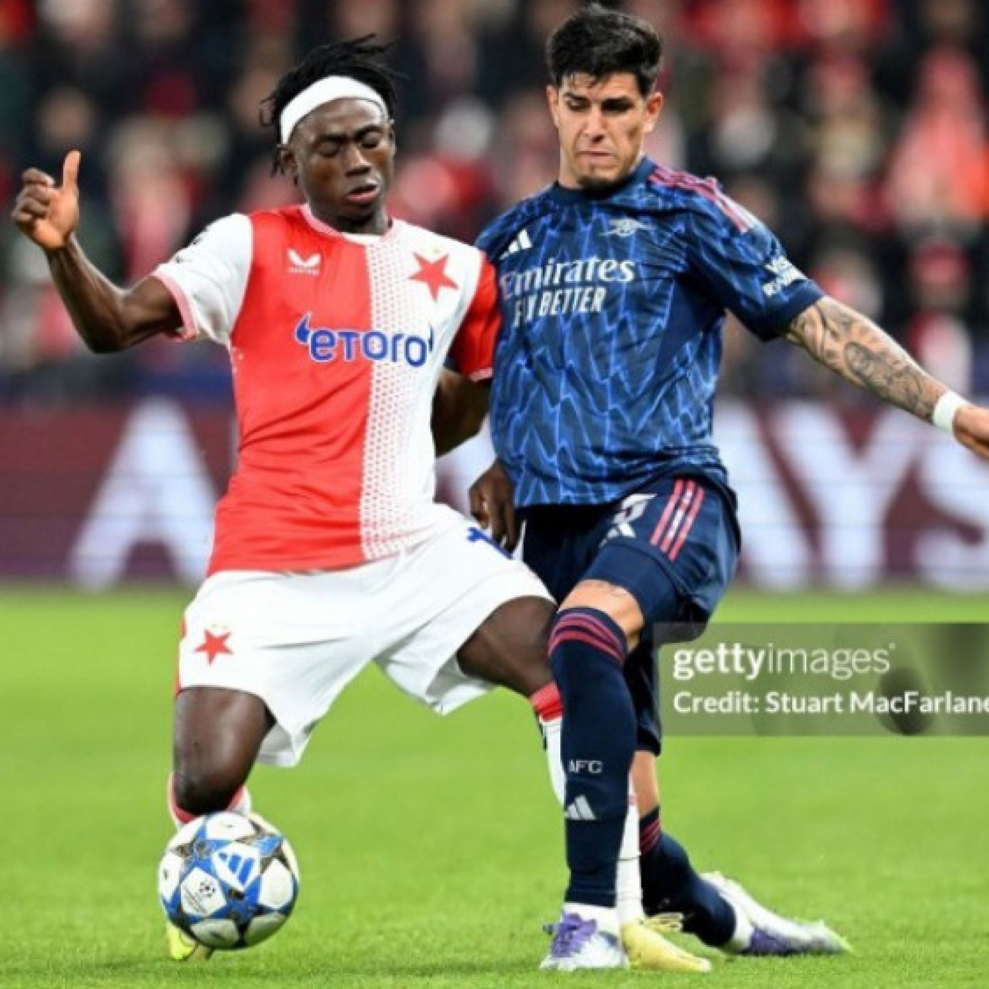  - Trực tiếp bóng đá Slavia Prague - Arsenal: Saka mở tỷ số trên chấm phạt đền (Cúp C1)