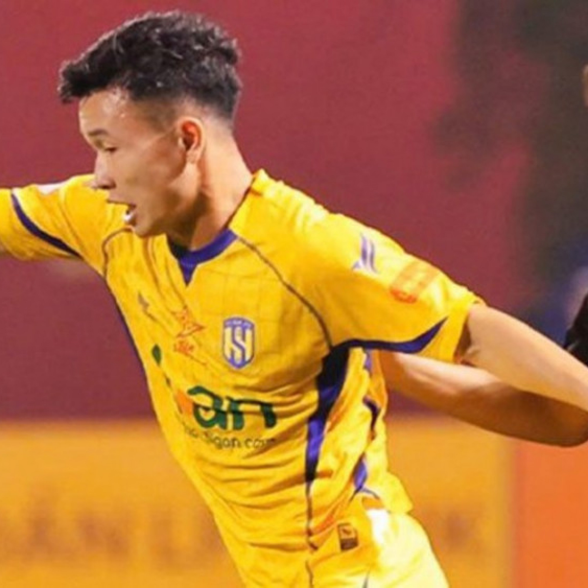  - Video bóng đá Ninh Bình - SLNA: Khoảnh khắc vàng của 2 dự bị (V-League)