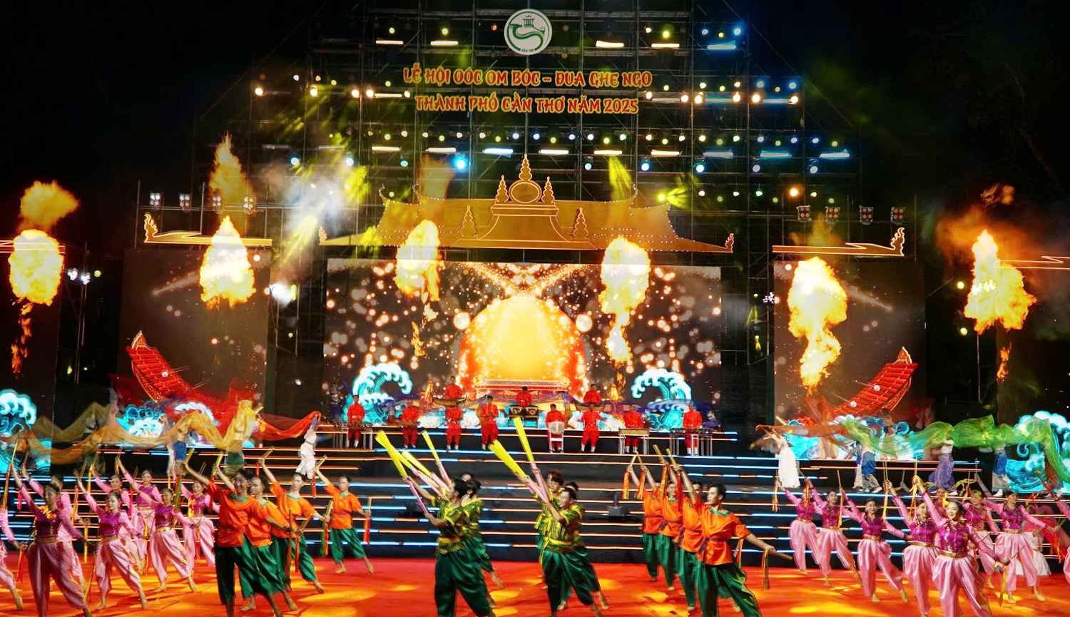 Nghi thức đút cốm dẹp độc đáo trong lễ cúng Trăng - 12