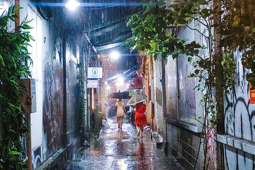 Cơn mưa giông tháng 11 vang vọng về bản tình ca cũ - 15