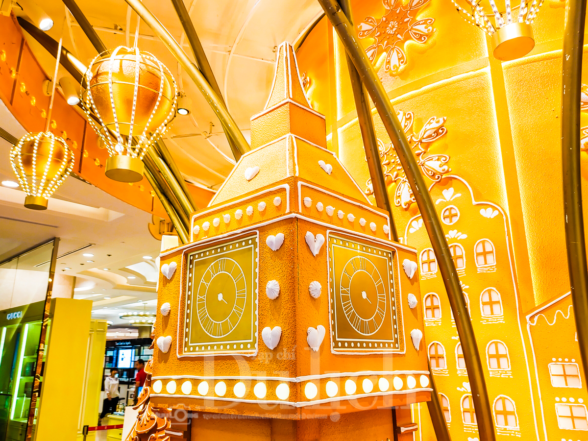 Sài Gòn sớm khoác áo Giáng sinh, rộn ràng bản hòa ca đón chào năm mới - 2