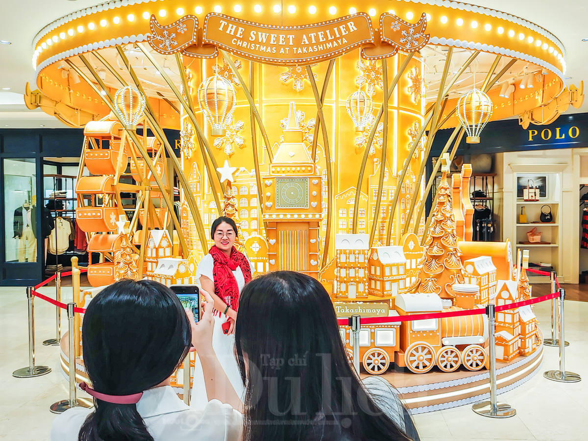 Sài Gòn sớm khoác áo Giáng sinh, rộn ràng bản hòa ca đón chào năm mới - 11