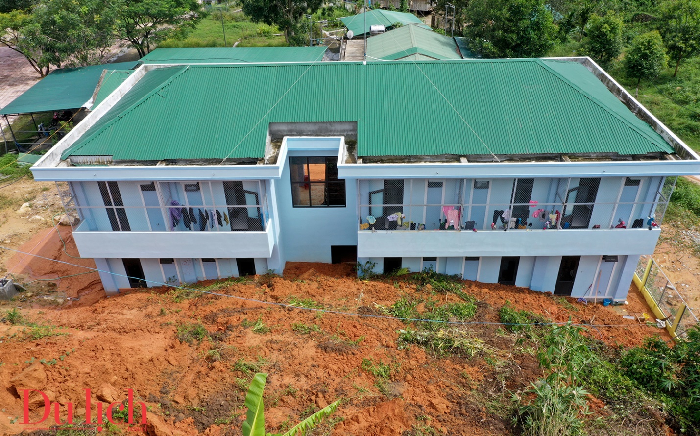 mien trung so tan hang tram nghin ho dan tranh bao so 13 - 11