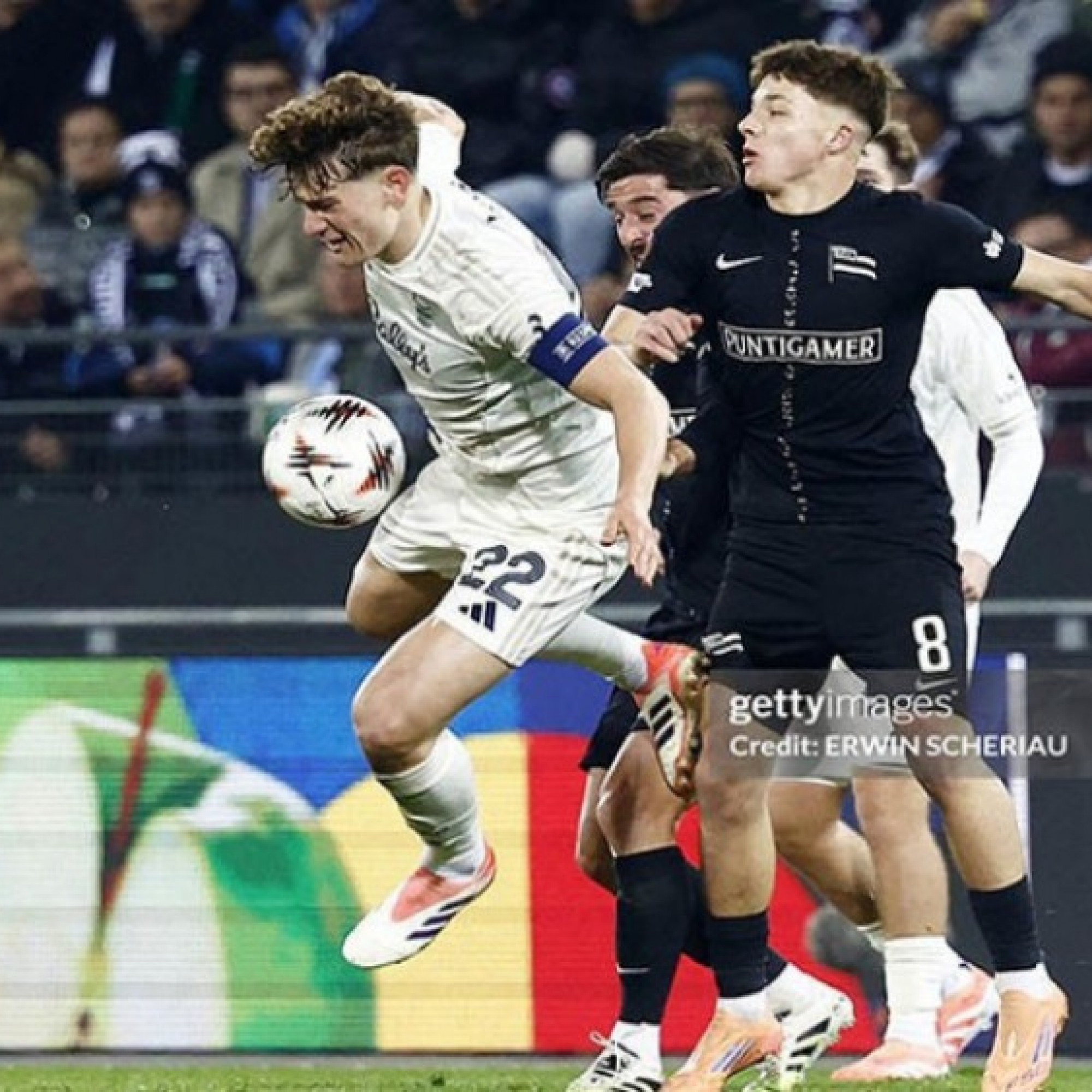  - Trực tiếp bóng đá Sturm Graz - Nottingham Forest: Tiếc nuối bóng trúng xà ngang (Hết giờ)