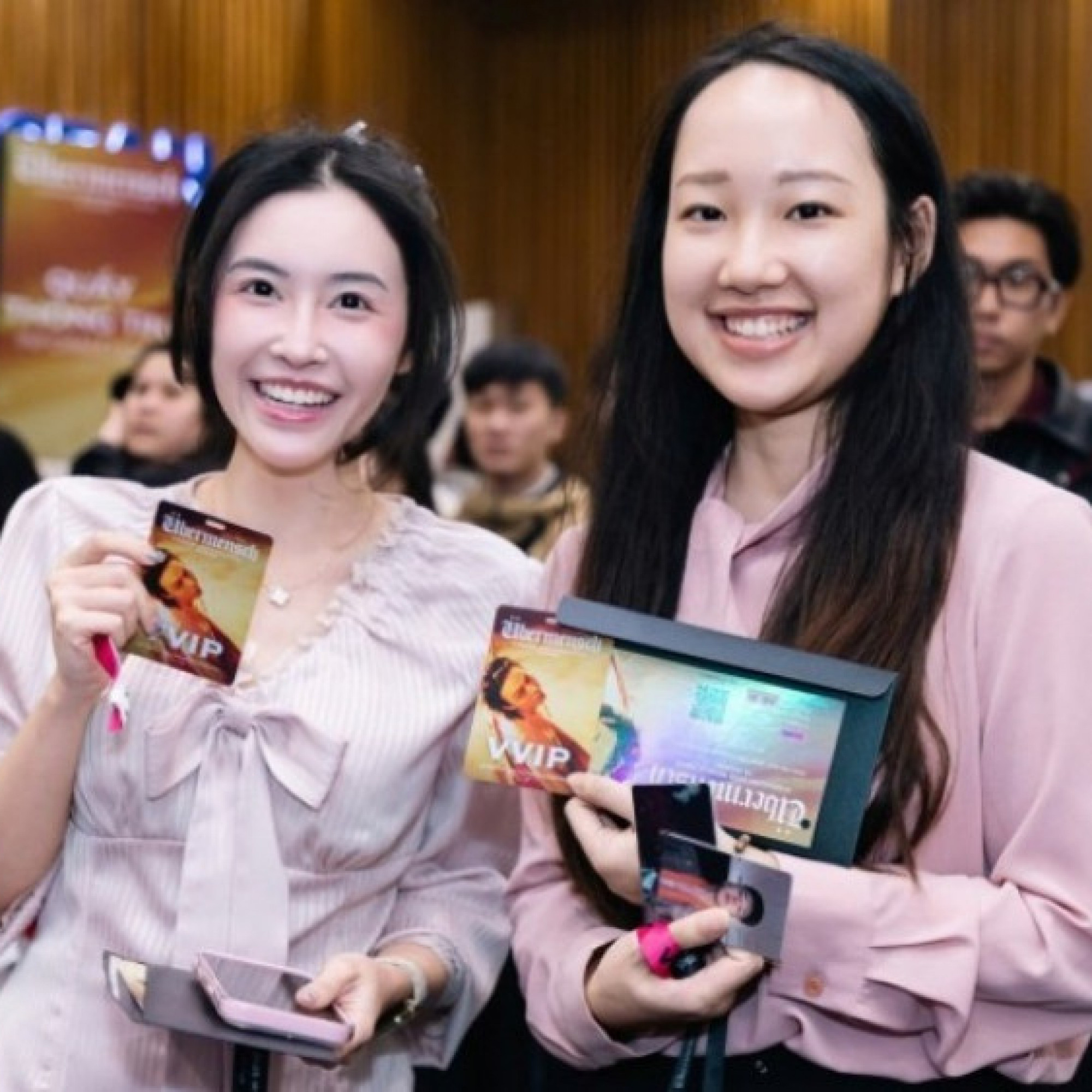 Fan đổ về Ocean City check in G-DRAGON 2025 WORLD TOUR [Übermensch] IN HANOI, háo hức chờ concert lịch sử