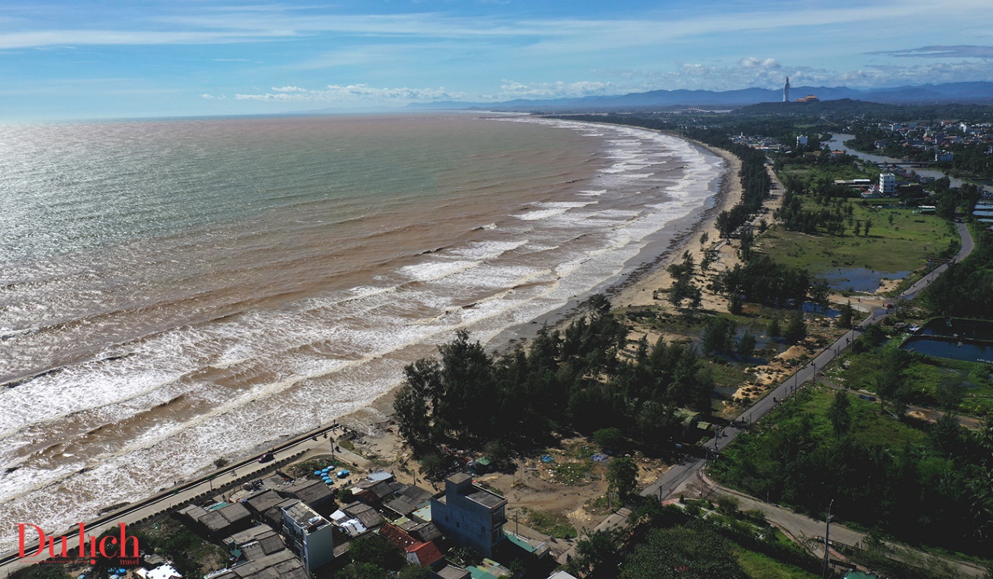 bai bien dep nhat quang ngai tan hoang sau bao so 13 - 2