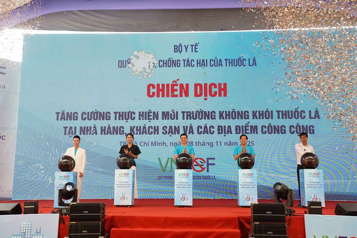 Ngành du lịch TP.HCM ‘nói không với khói thuốc’ - 6