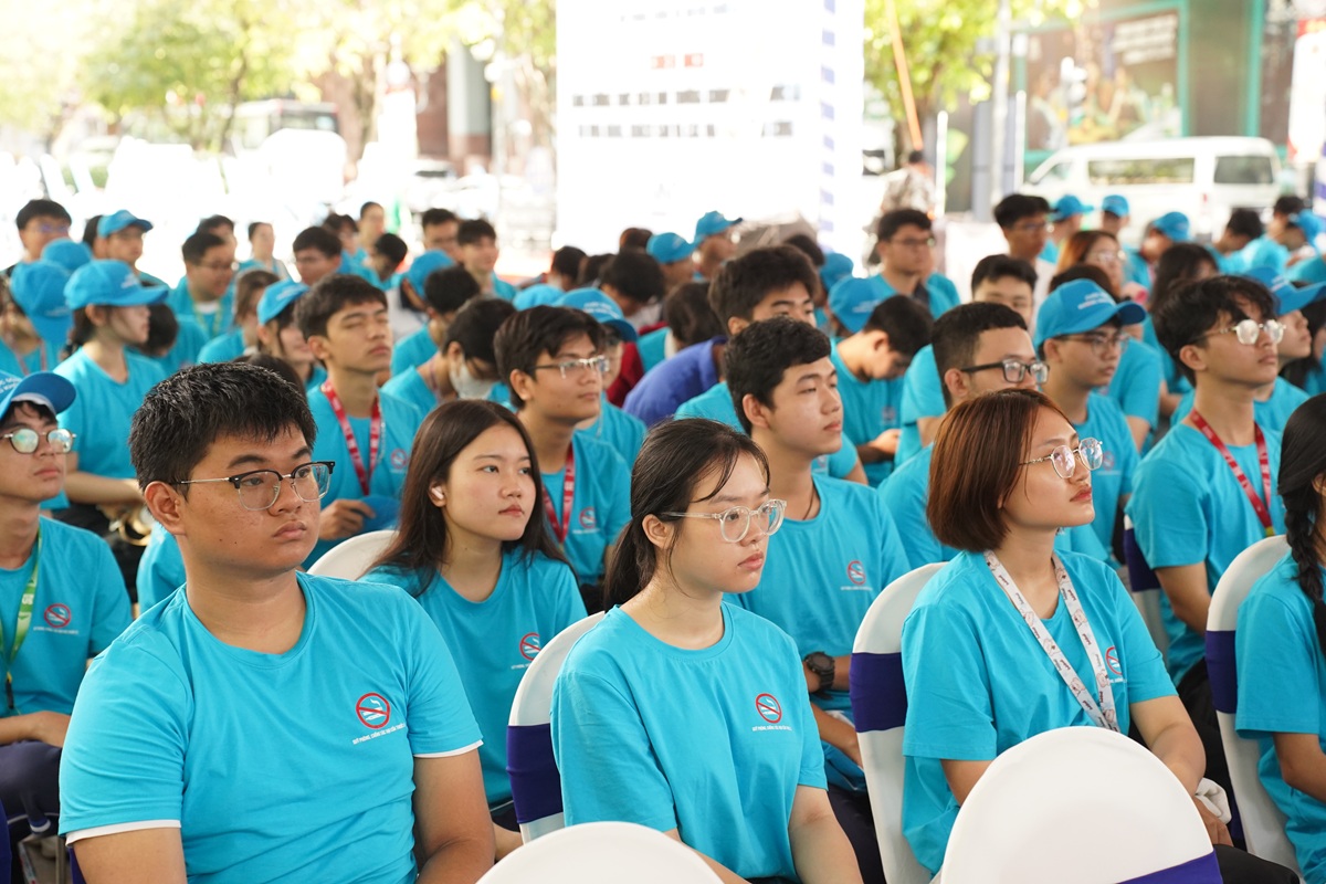 Ngành du lịch TP.HCM ‘nói không với khói thuốc’ - 5