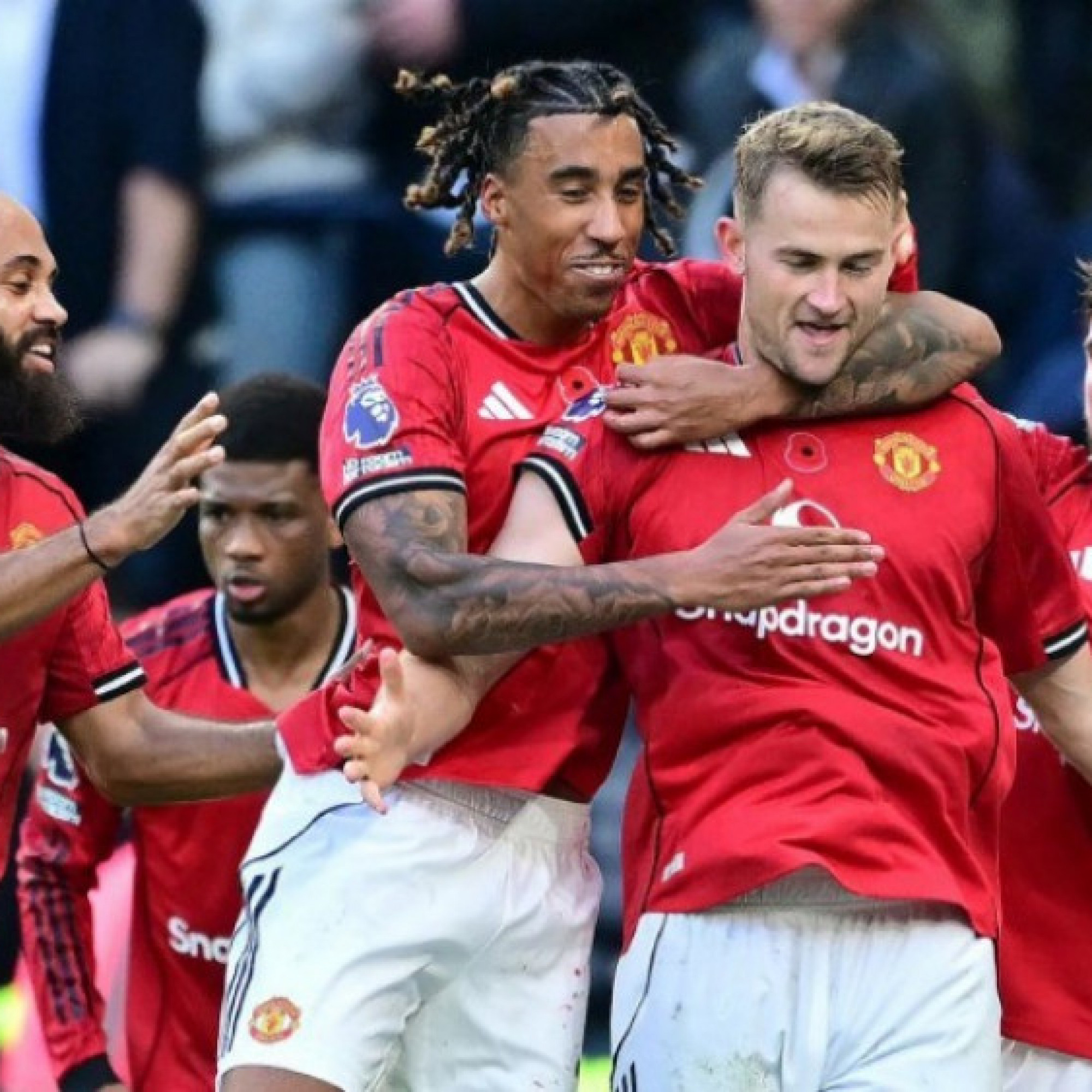  - MU đau đầu vì dàn sao dự bị, Arsenal nhận lời cảnh tỉnh (Clip 1 phút)