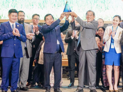 Gạo Ông Cua ST25 tiếp tục được vinh danh Gạo ngon nhất thế giới năm 2025