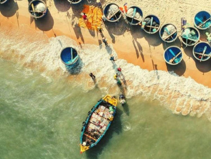 Chuyển động - TP.HCM gặp gỡ các trường đại học: Hiến kế phát triển kinh tế biển, du lịch xanh