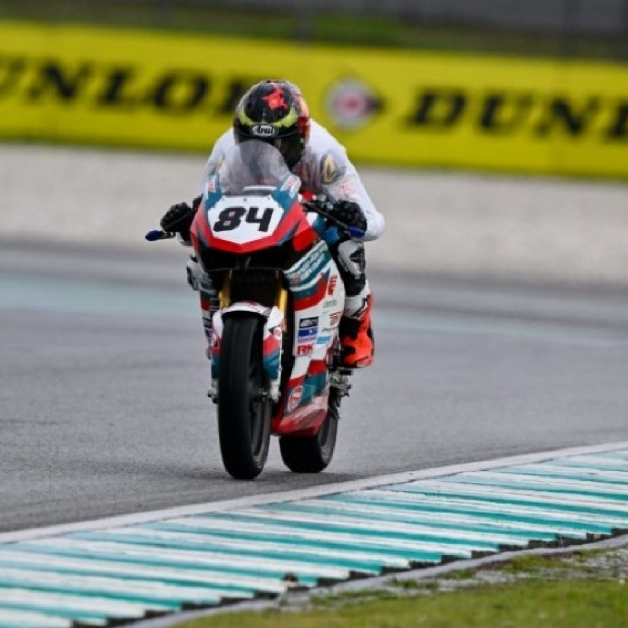 Bùng nổ tại Malaysia Superbike Championship 2025 (MSBK): Honda Racing Vietnam (HRVt) khép lại mùa giải với loạt podium ấn tượng!