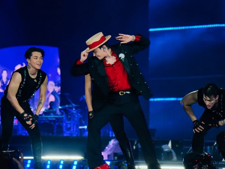 Điều gì khiến fan “lụy” G-DRAGON 2025 WORLD TOUR [Übermensch] in Hanoi, presented by VPBank?