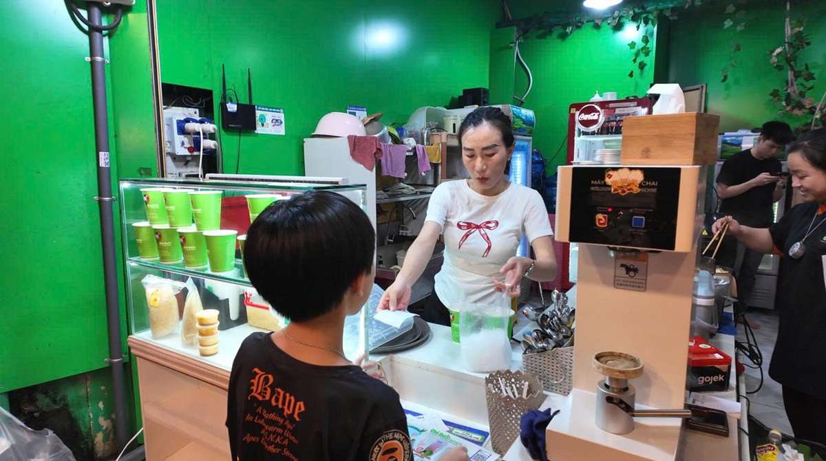 chu quan tang che buoi, chi mong khach… doc sach - 5