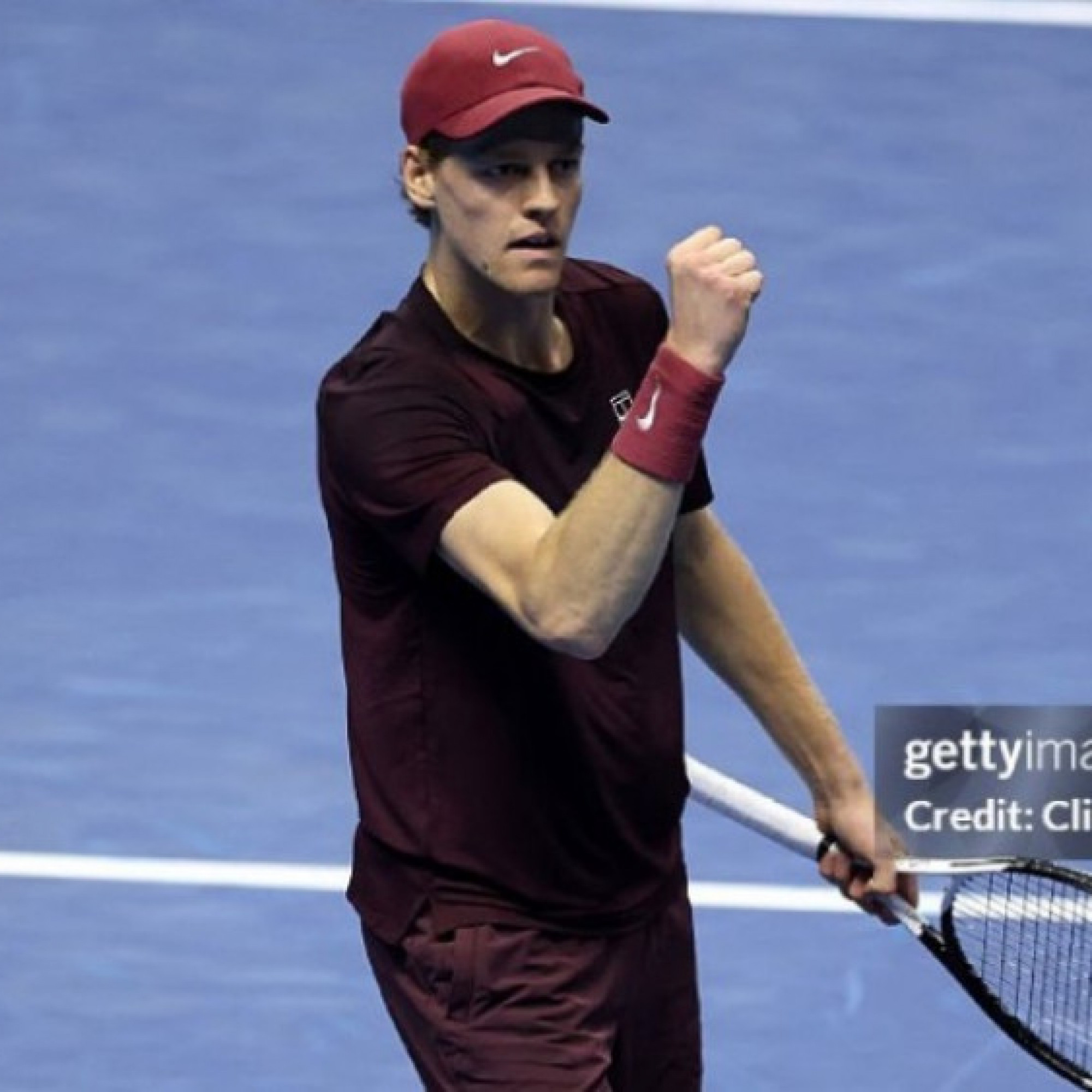  - Video tennis Sinner - Zverev: Giải quyết nhanh gọn, lấy vé bán kết (ATP Finals)