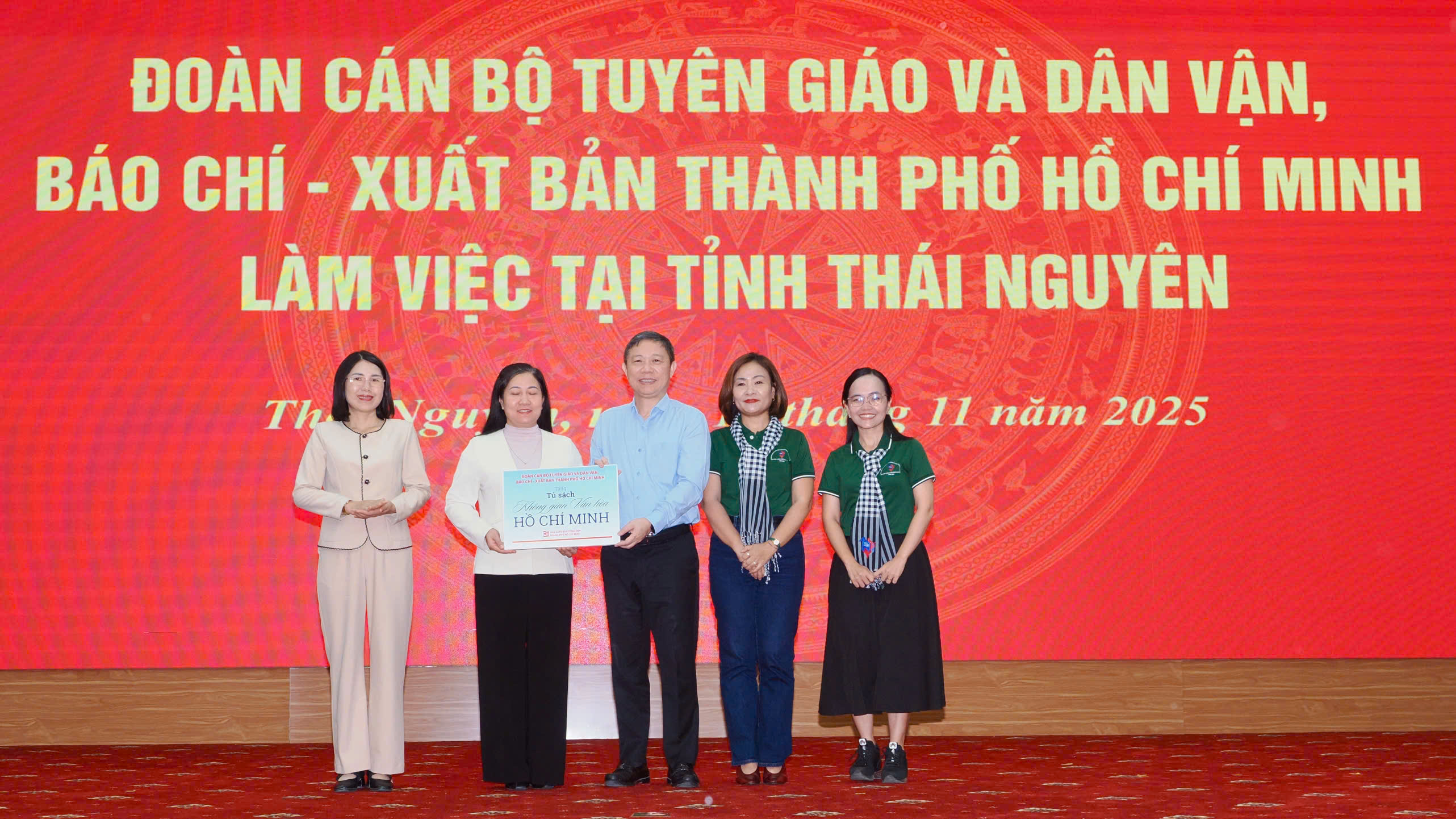 Đoàn công tác TP.HCM hướng về Thái Nguyên: Trao gửi nghĩa tình đến vùng lũ và căn cứ cách mạng - 7