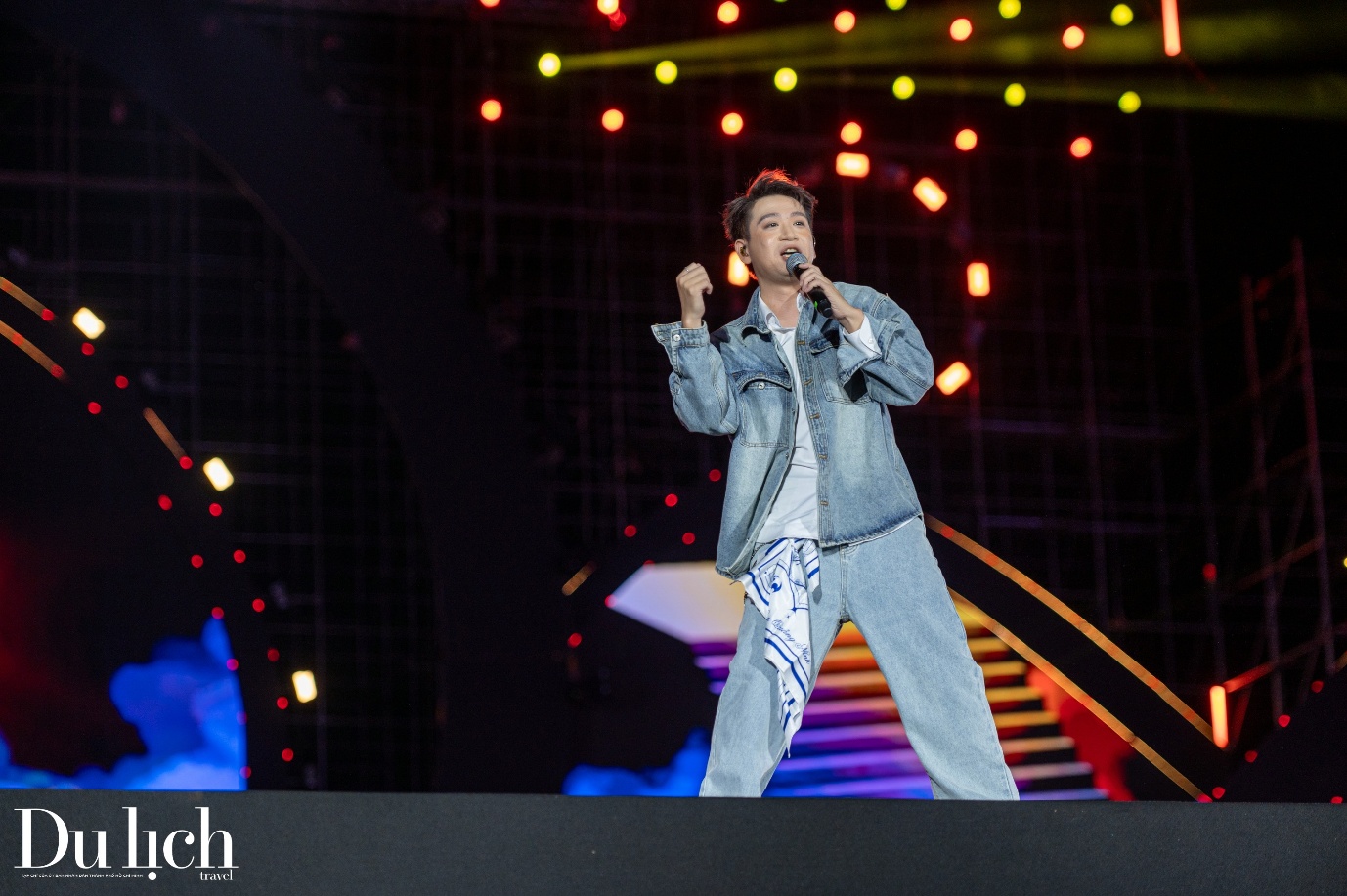 dan sao hang a quy tu tai concert cua quang ninh - 6