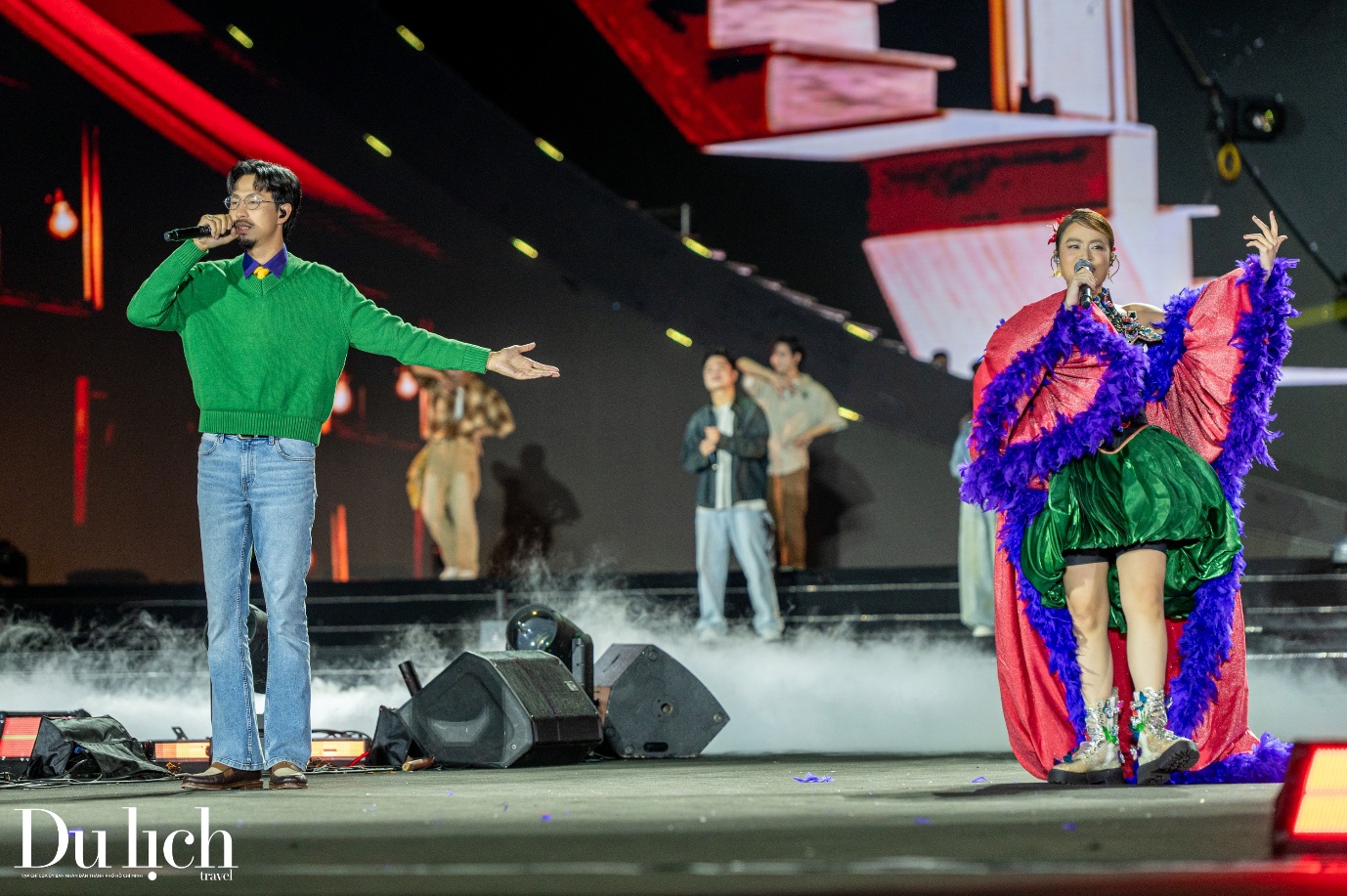 dan sao hang a quy tu tai concert cua quang ninh - 7