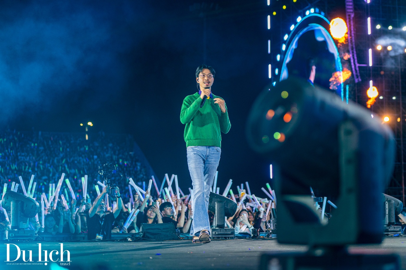 dan sao hang a quy tu tai concert cua quang ninh - 9