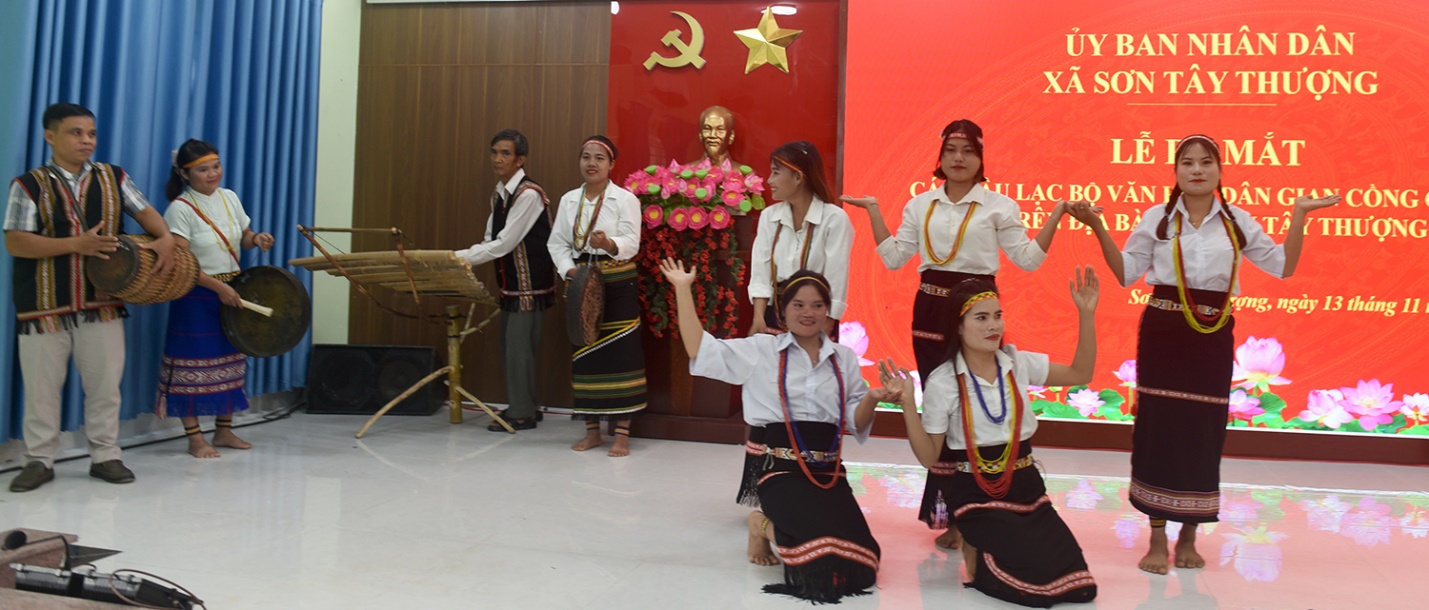 Xã Sơn Tây Thượng ra mắt 10 Câu lạc bộ Văn hóa dân gian Cồng chiêng - 11