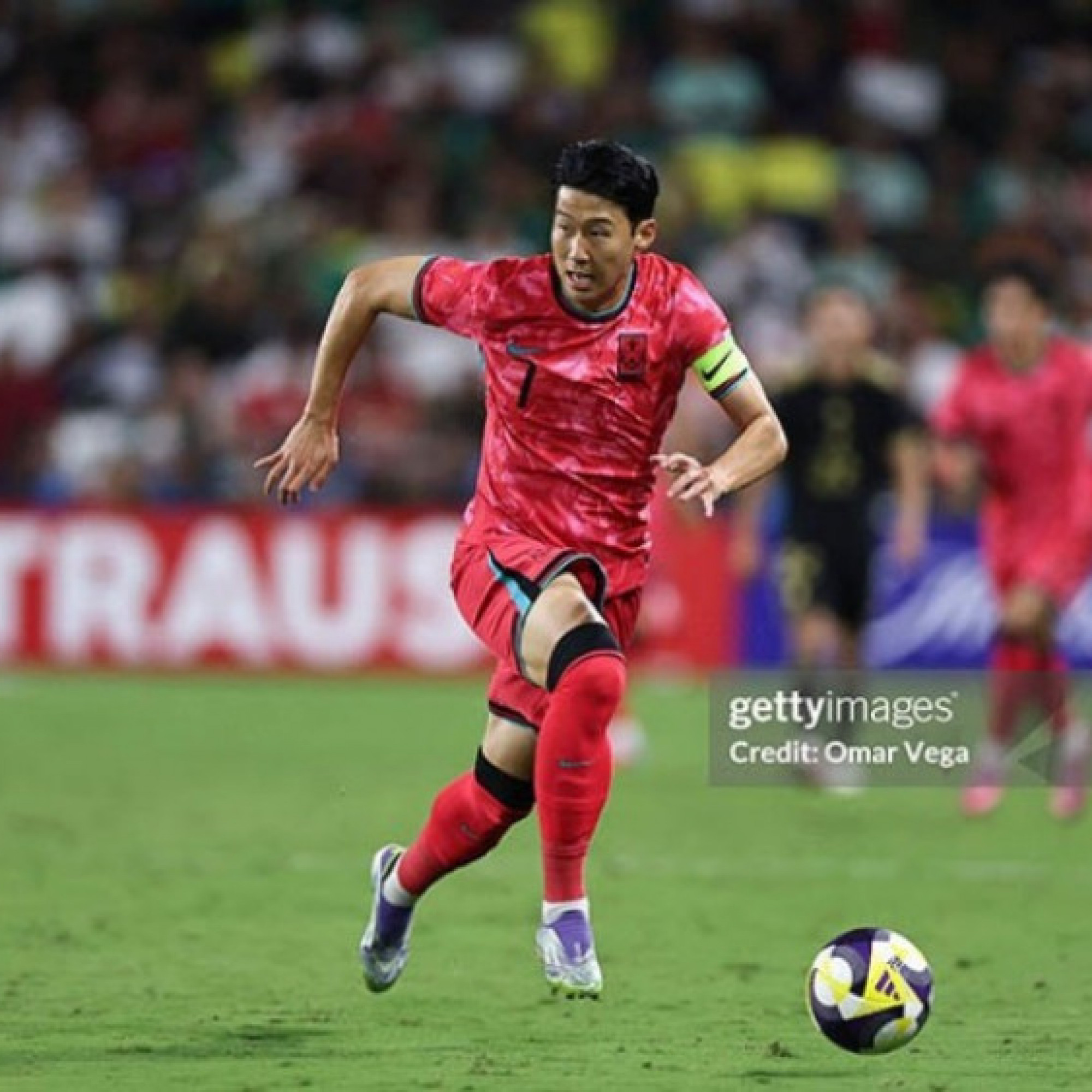  - Trực tiếp bóng đá Hàn Quốc - Bolivia: Son Heung Min đá cặp Hwang Hee Chan