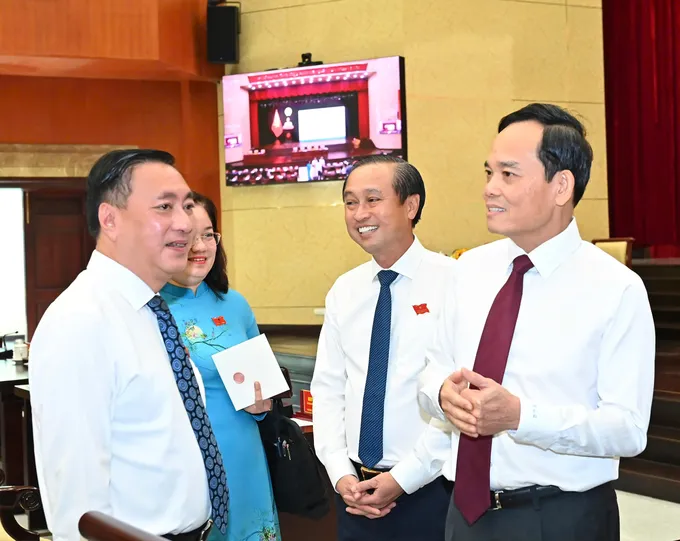 HĐND TP.HCM họp: Quyết sách về xe buýt xanh, nạo vét rạch và công tác nhân sự - 1