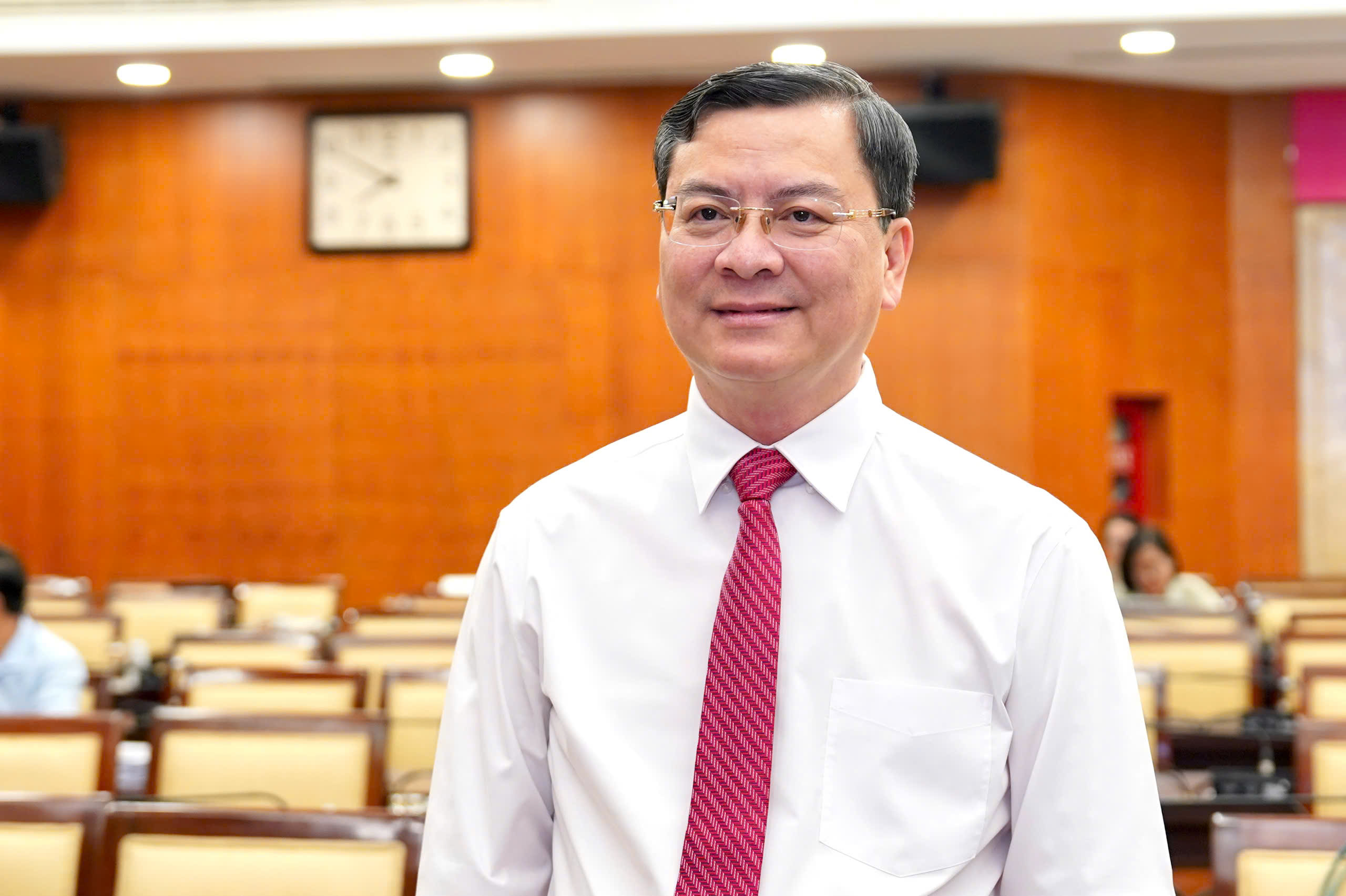 TP.HCM có 3 tân Phó chủ tịch UBND - 2