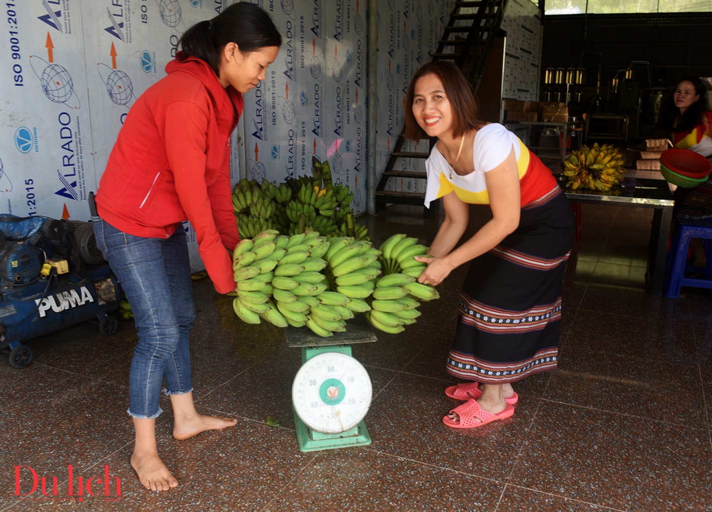 hanh trinh tim huong ra cho nong san vung cao quang ngai - 7
