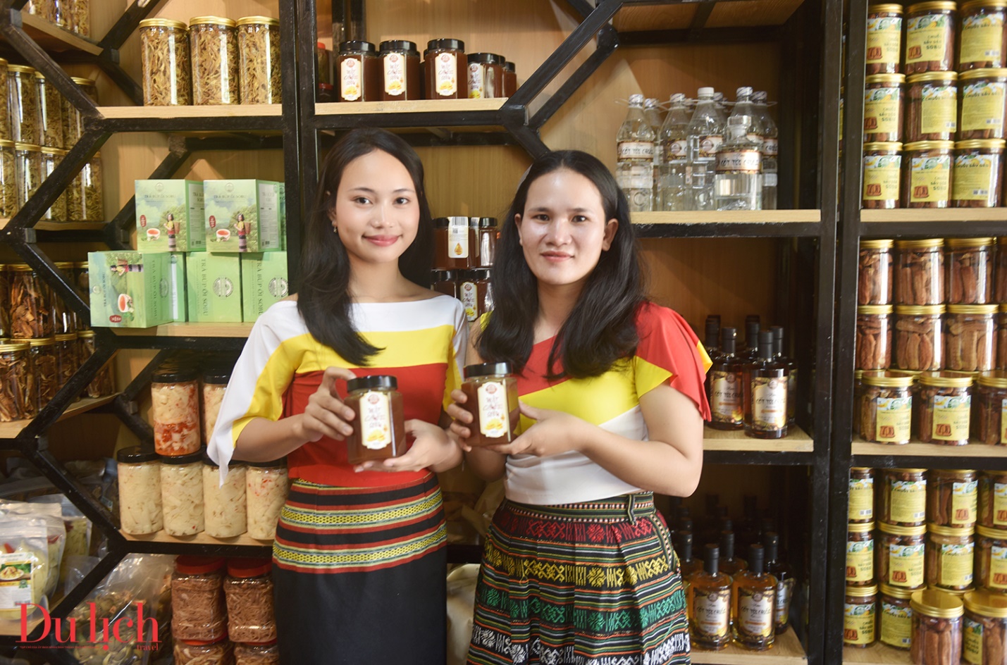 hanh trinh tim huong ra cho nong san vung cao quang ngai - 12