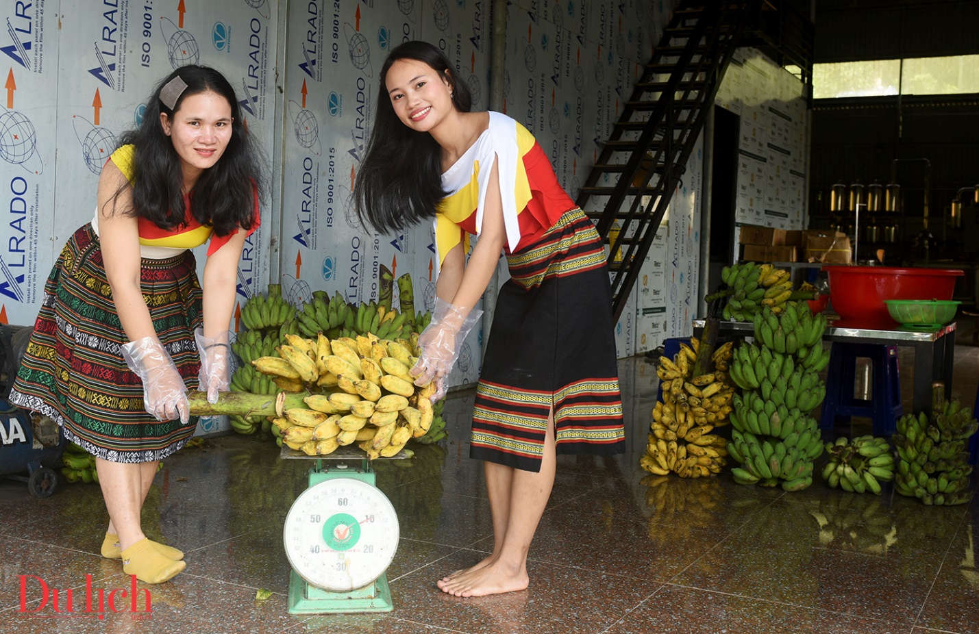 hanh trinh tim huong ra cho nong san vung cao quang ngai - 8