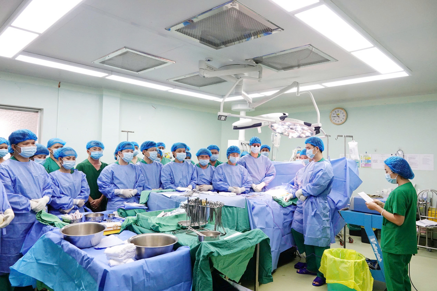 24 giờ chạy đua sinh tử để ghép tạng từ người hiến chết não - 3