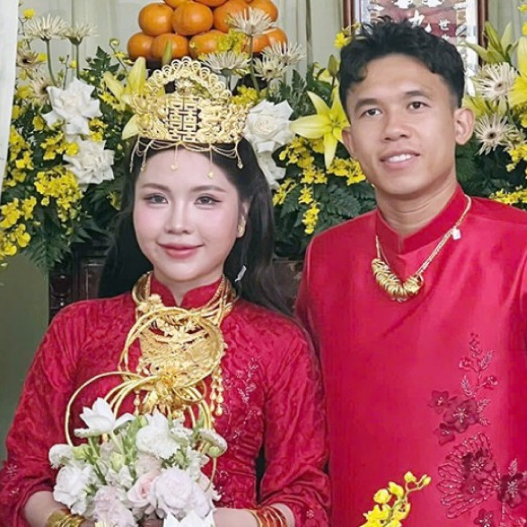  - Lỡ hẹn với ĐT Việt Nam, Minh Khoa cưới ngay cô chủ tiệm vàng