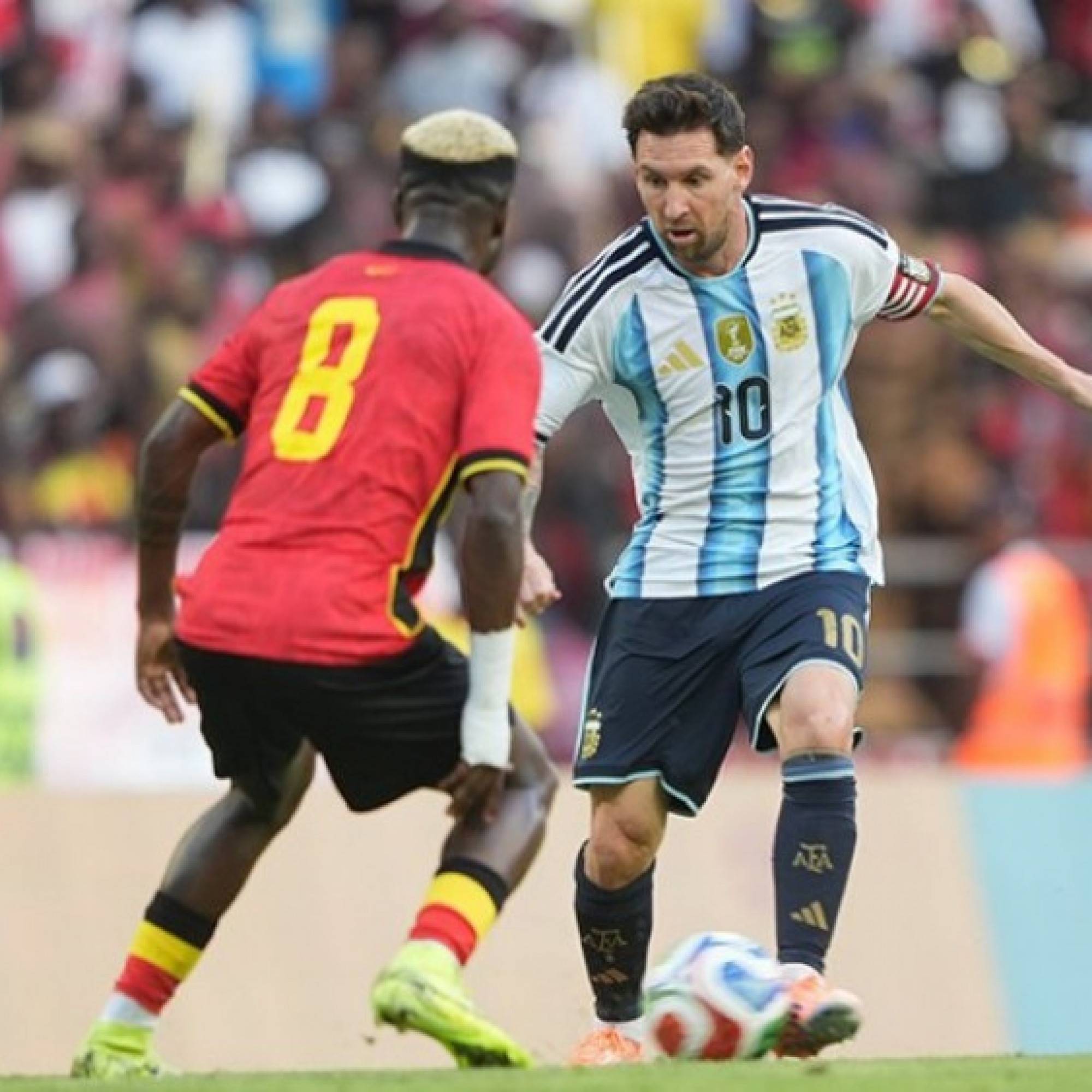  - Video bóng đá Angola - Argentina: Messi thăng hoa, 1 bàn & 1 kiến tạo