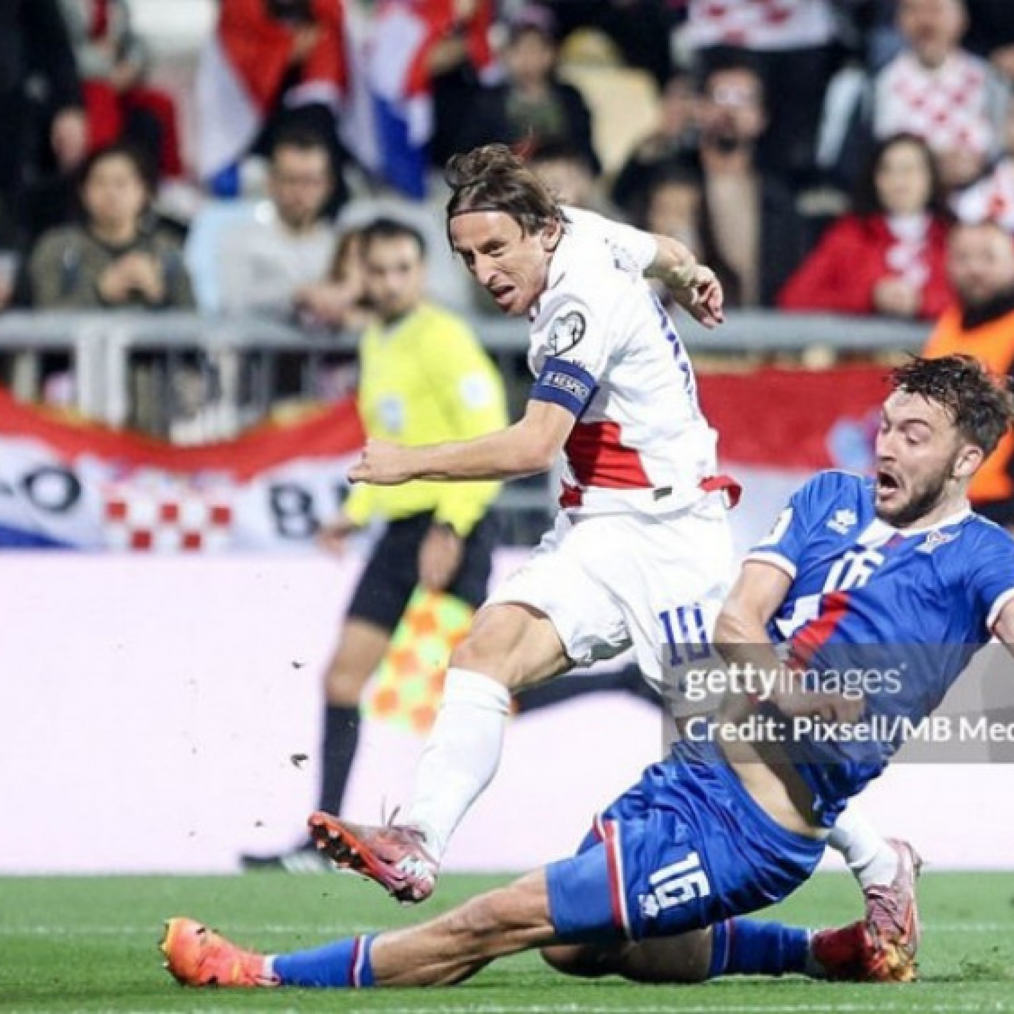 Video bóng đá Croatia - Đảo Faroe: Ngược dòng mãn nhãn (Vòng loại World Cup)