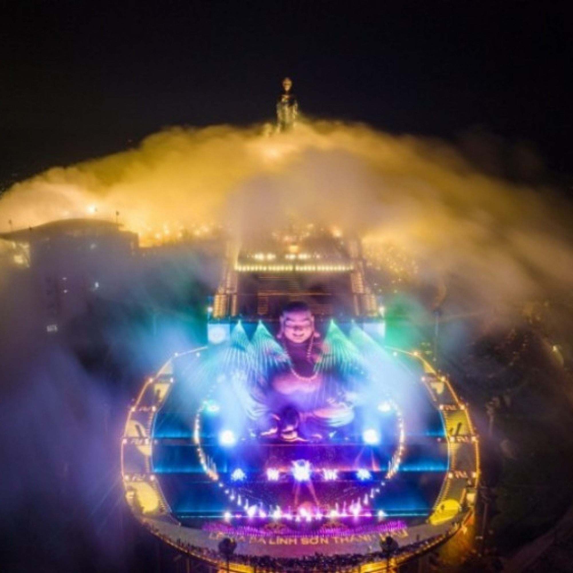 Khu du lịch núi Bà Đen ưu đãi và tặng quà đặc biệt cho giáo viên trong tháng 11